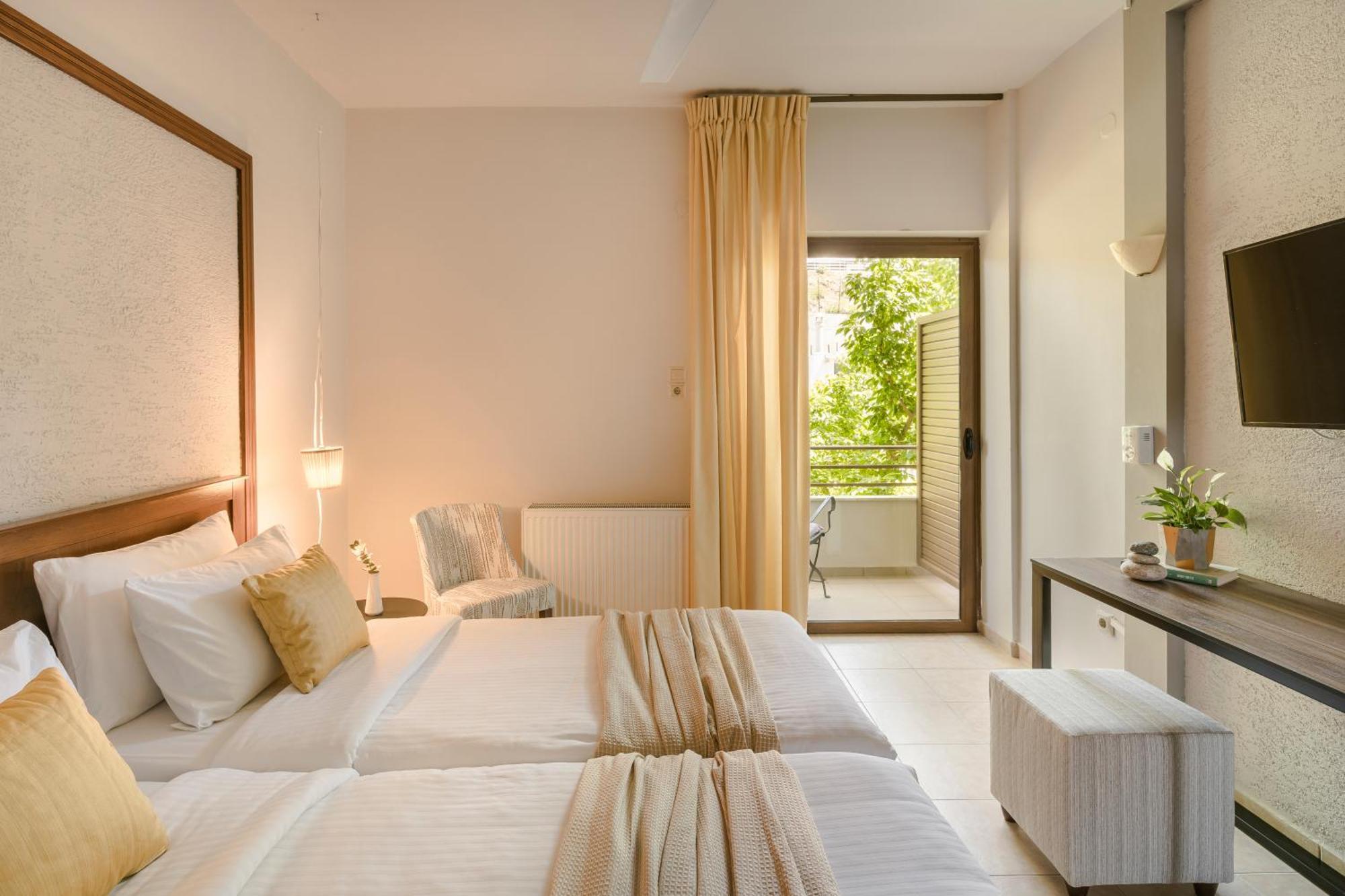 Niki Beach Hotel Kamariótisza Szoba fotó