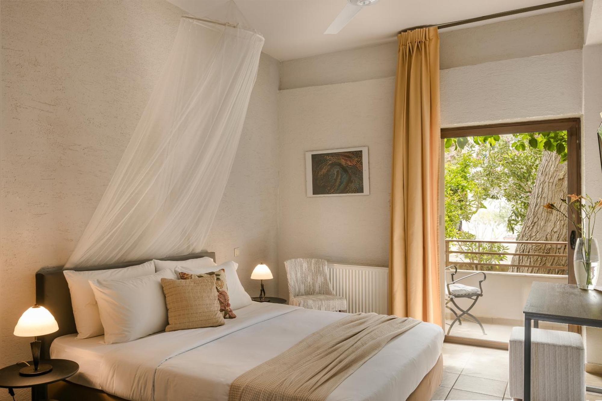 Niki Beach Hotel Kamariótisza Szoba fotó