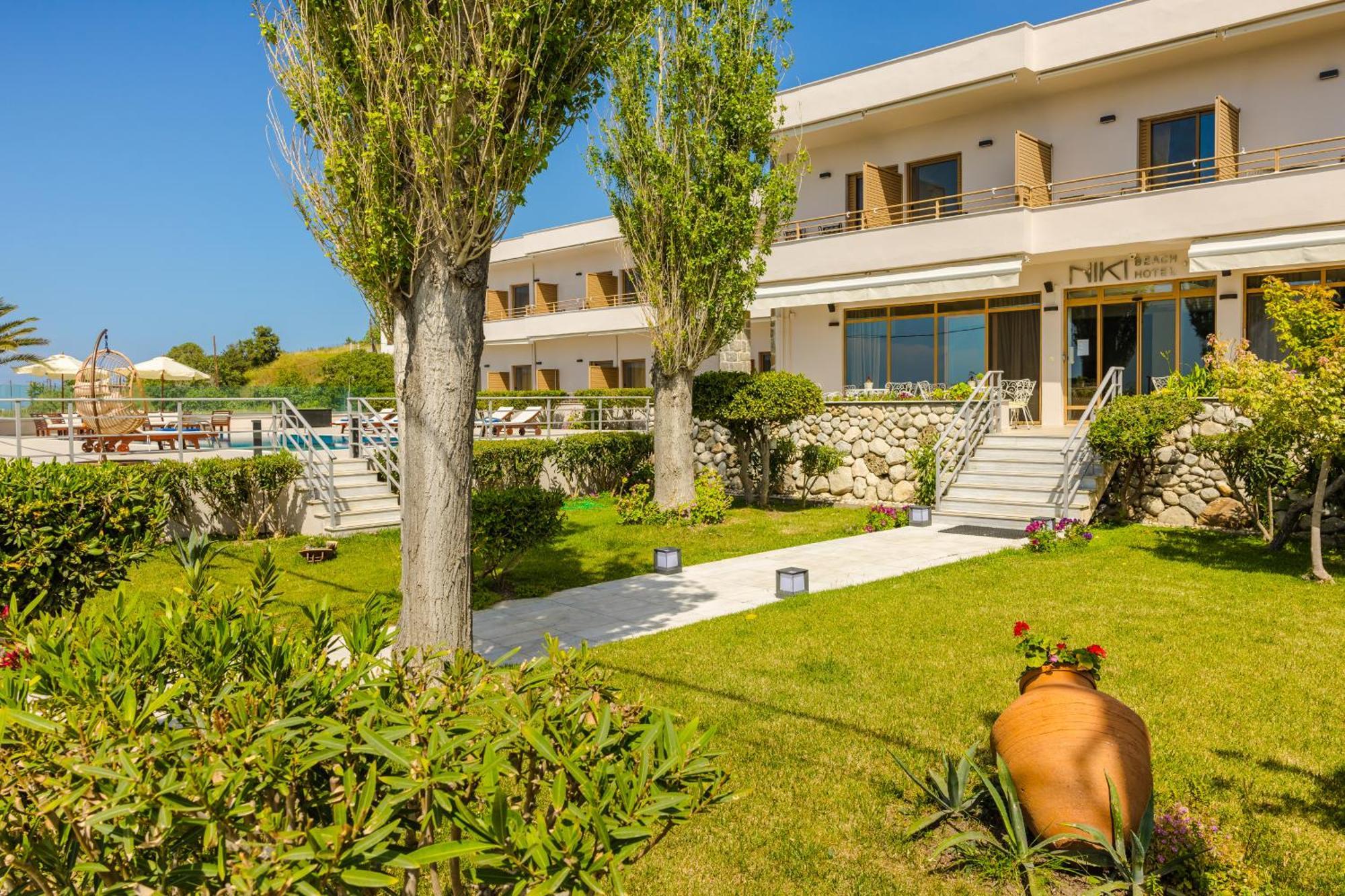 Niki Beach Hotel Kamariótisza Kültér fotó